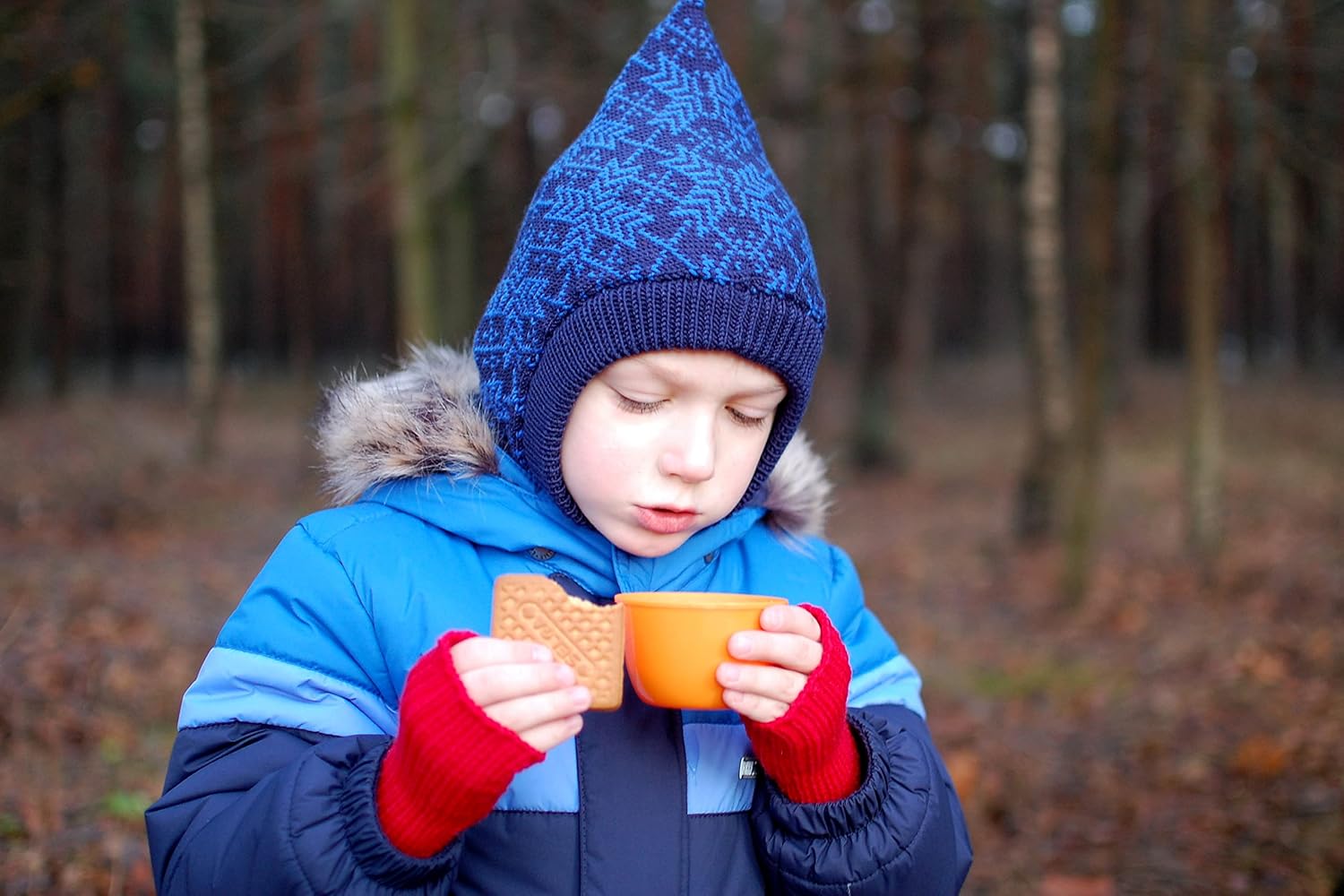 Warm Snug Merino Wool Hat for Girls by tevirP