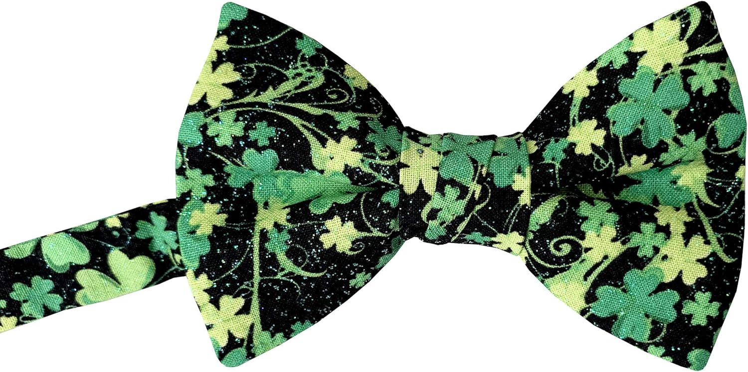 St Patricks Day shamrock bow tie